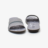 Women's Textured Chappal