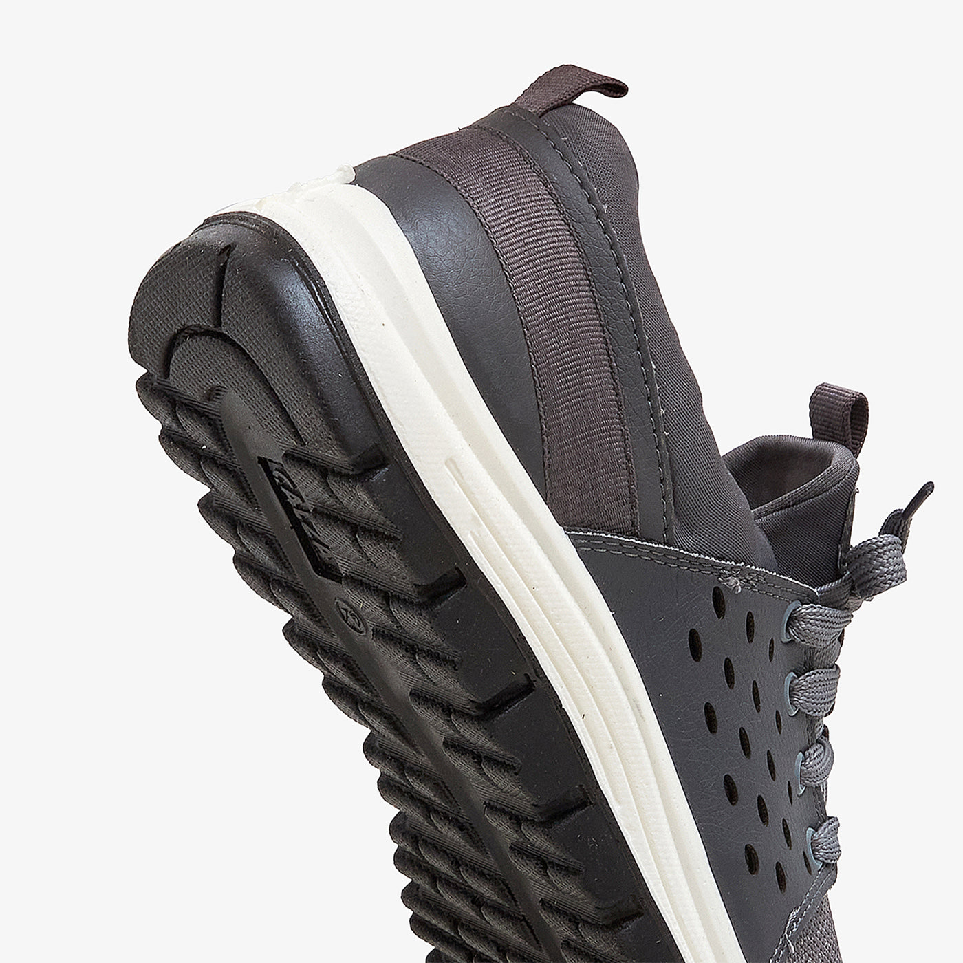 mens black sneakers