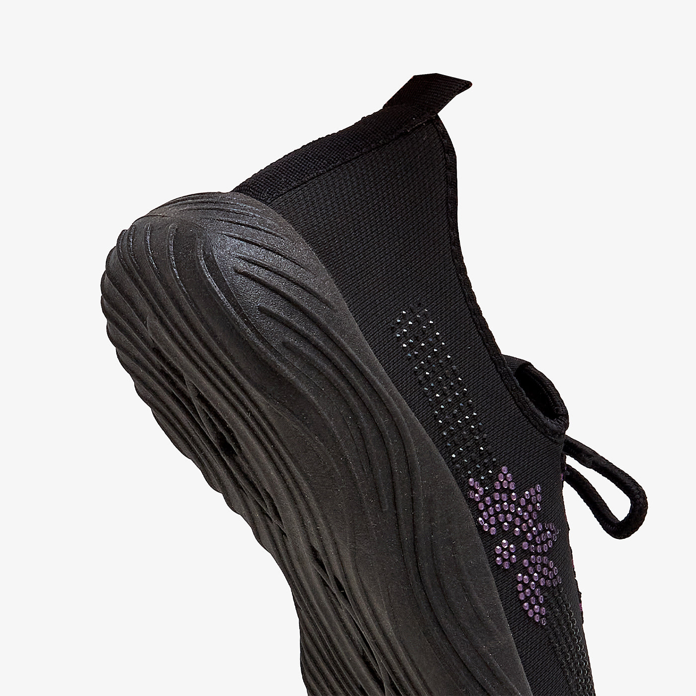 black trendy sneakers for women by calza